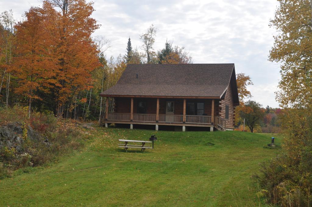 Muddy Moose Hotel Morrisville Екстериор снимка