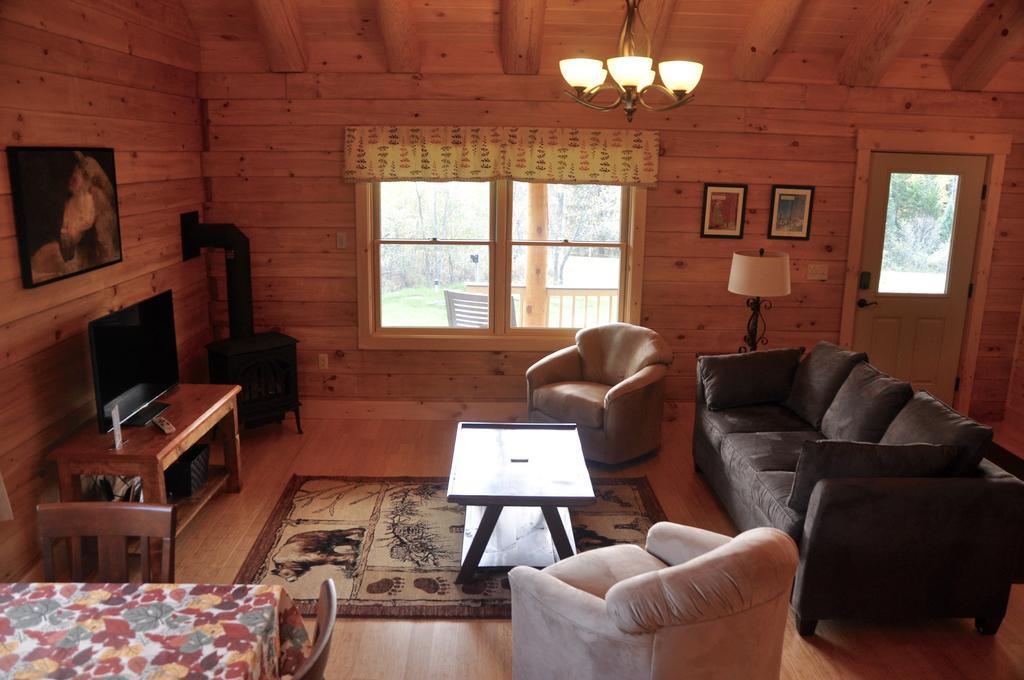 Muddy Moose Hotel Morrisville Екстериор снимка